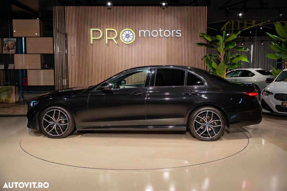 Mercedes-Benz E - 12