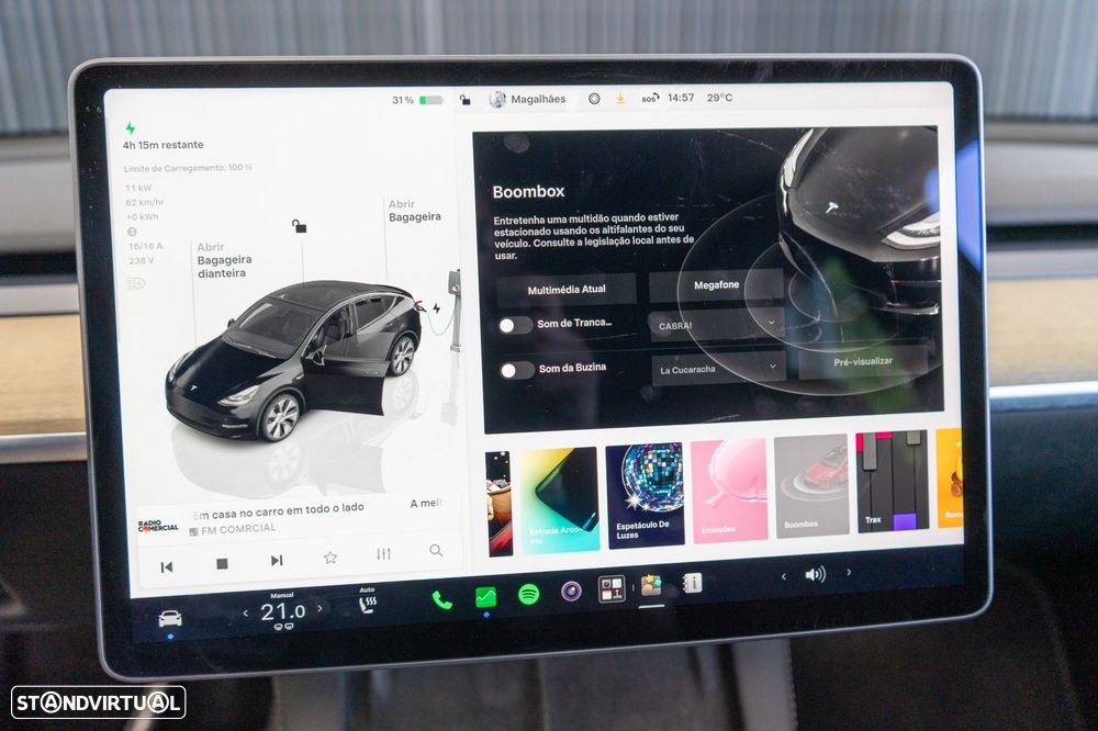 Tesla Model Y Standard RWD - 28