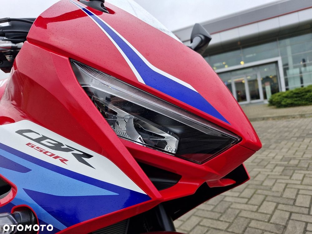 Honda CBR - 11