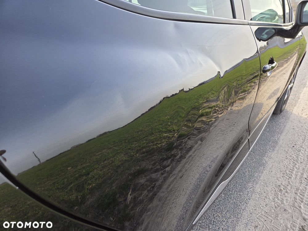 Renault Clio dCi 90 Limited - 9