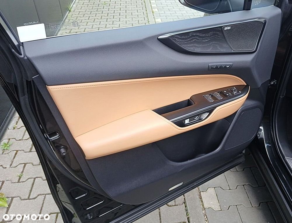 Lexus NX 350h Omotenashi AWD - 13