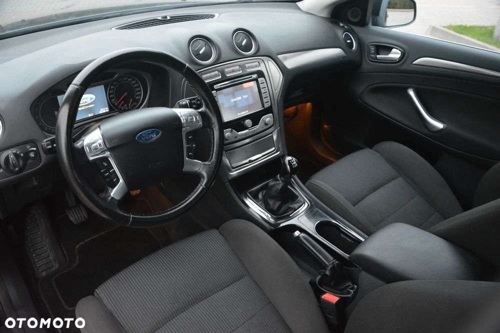 Ford Mondeo 2.0 Viva Titanium - 26