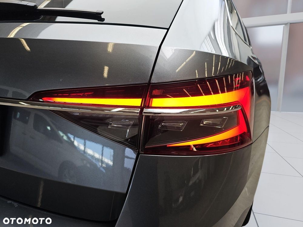 Skoda Superb 2.0 TSI Style DSG - 34