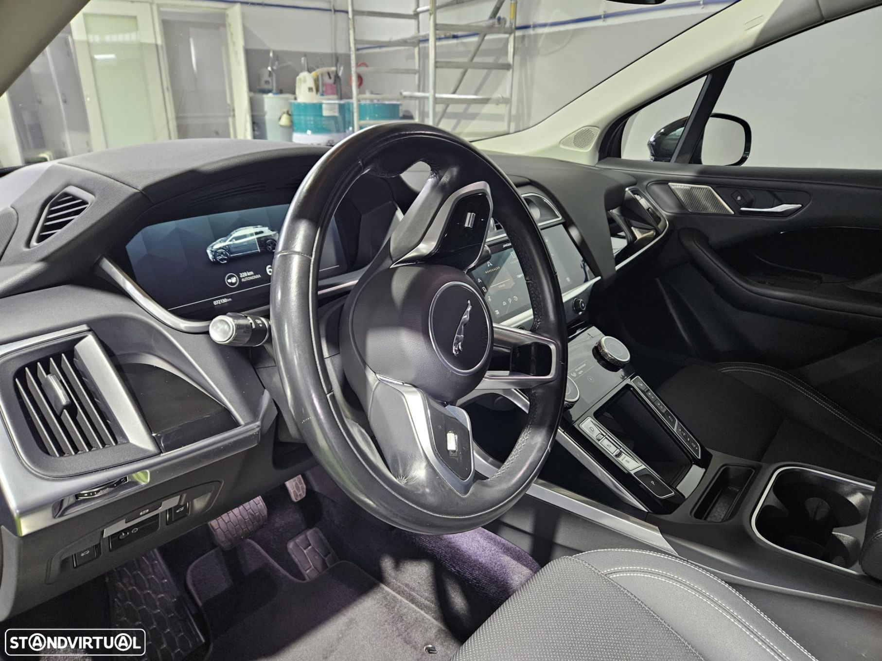 Jaguar I-Pace - 8