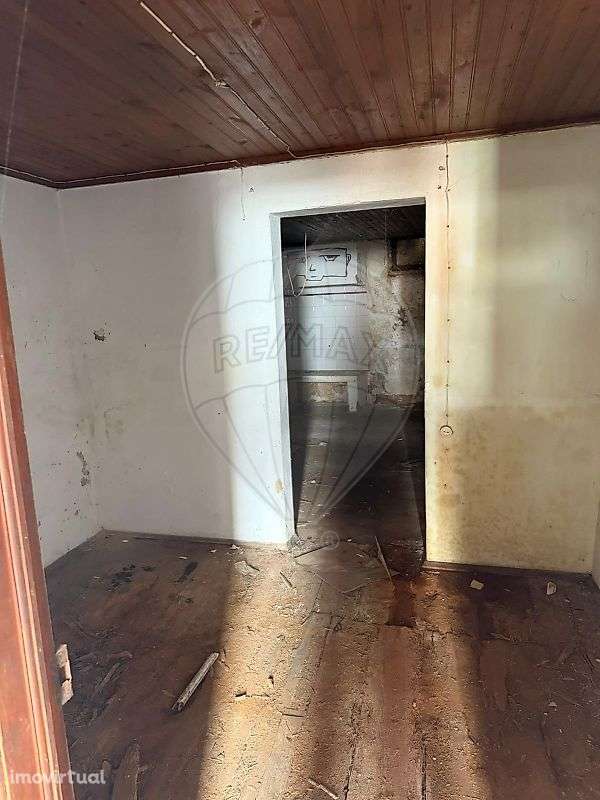 Moradia T2 para venda - Grande imagem: 2/7