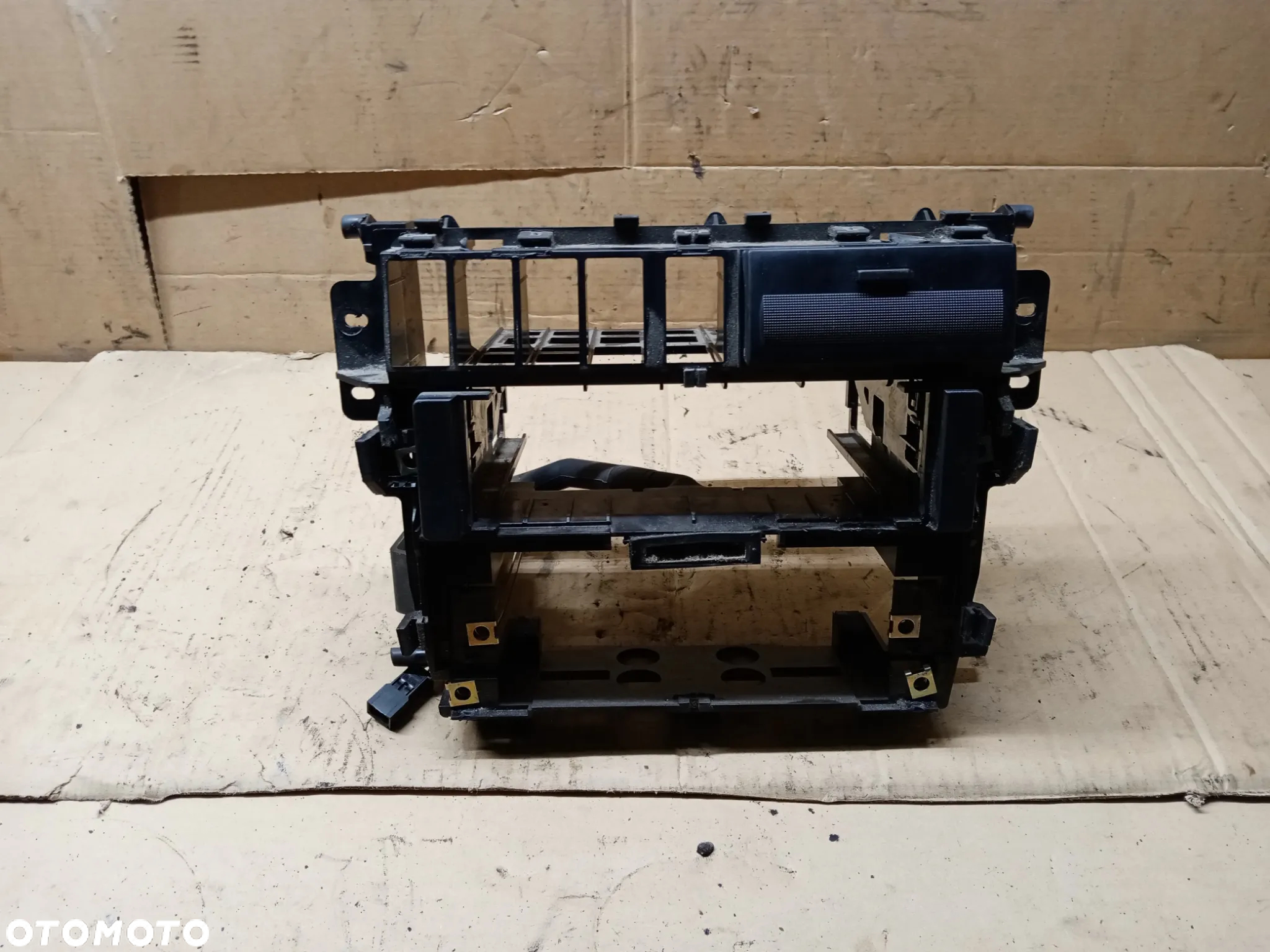 Ramka radia stelaż kieszeń pompka Audi A4 B5 8D0820529S 8D0857007F - 2