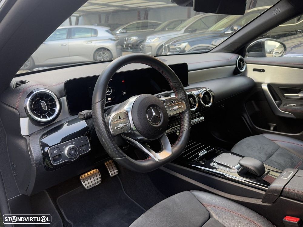 Mercedes-Benz CLA 250 e Shooting Brake AMG Line - 19