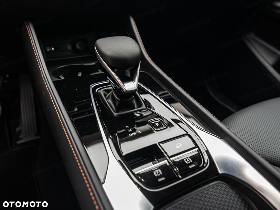 MG HS 1.5T HEV+ Exclusive - 15