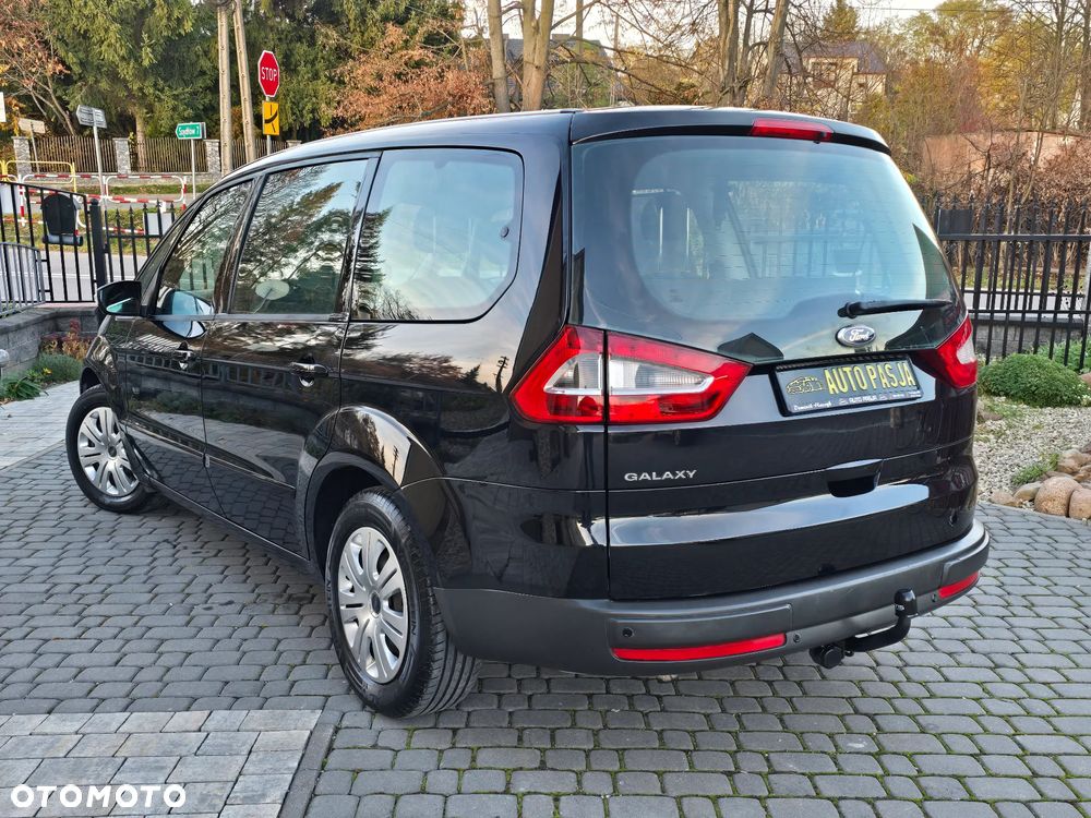 Ford Galaxy 2.0 Ghia - 14