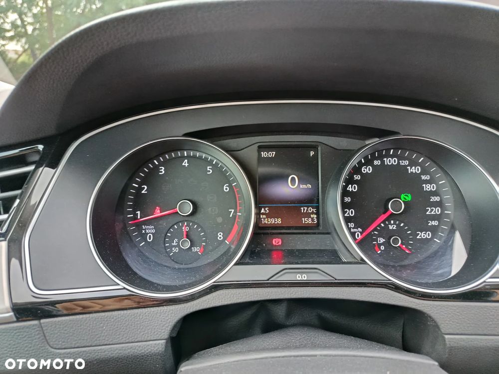 Volkswagen Passat 1.8 TSI BMT Highline DSG - 25