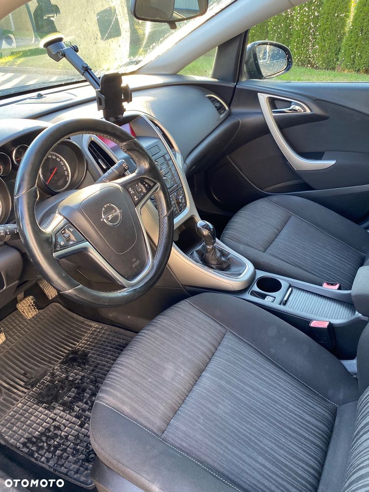 Opel Astra 1.7 CDTI - 11