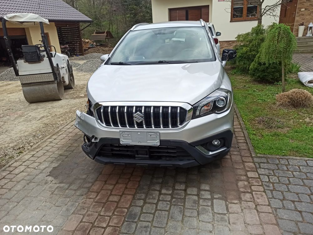 Suzuki S-Cross - 2