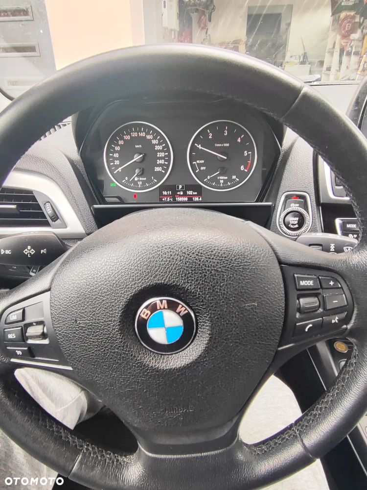BMW Seria 1 116d - 14