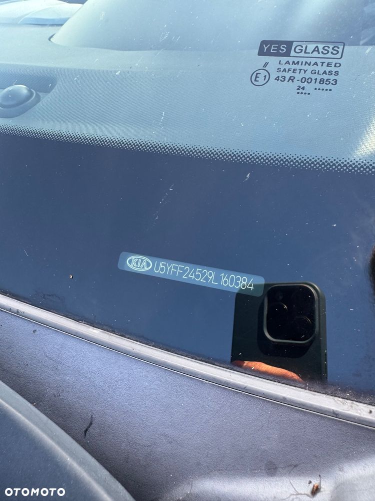 Kia Ceed - 10
