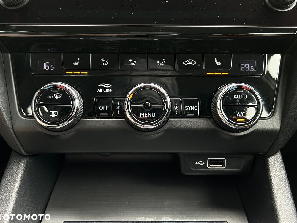 Skoda Octavia 1.5 TSI ACT Ambition DSG - 26