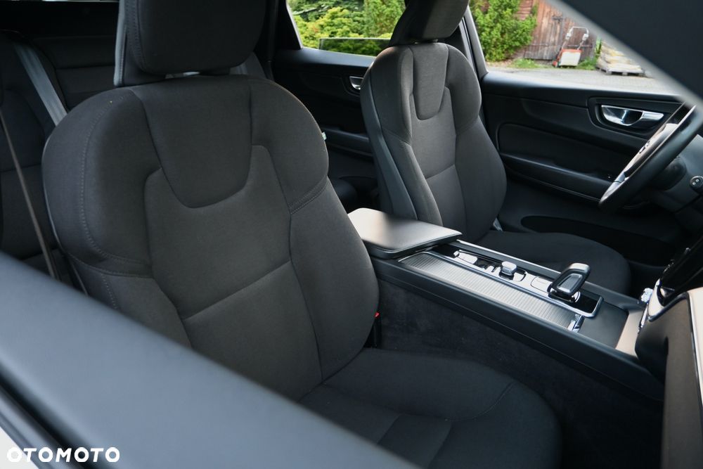 Volvo XC 60 D4 Geartronic Momentum Pro - 30