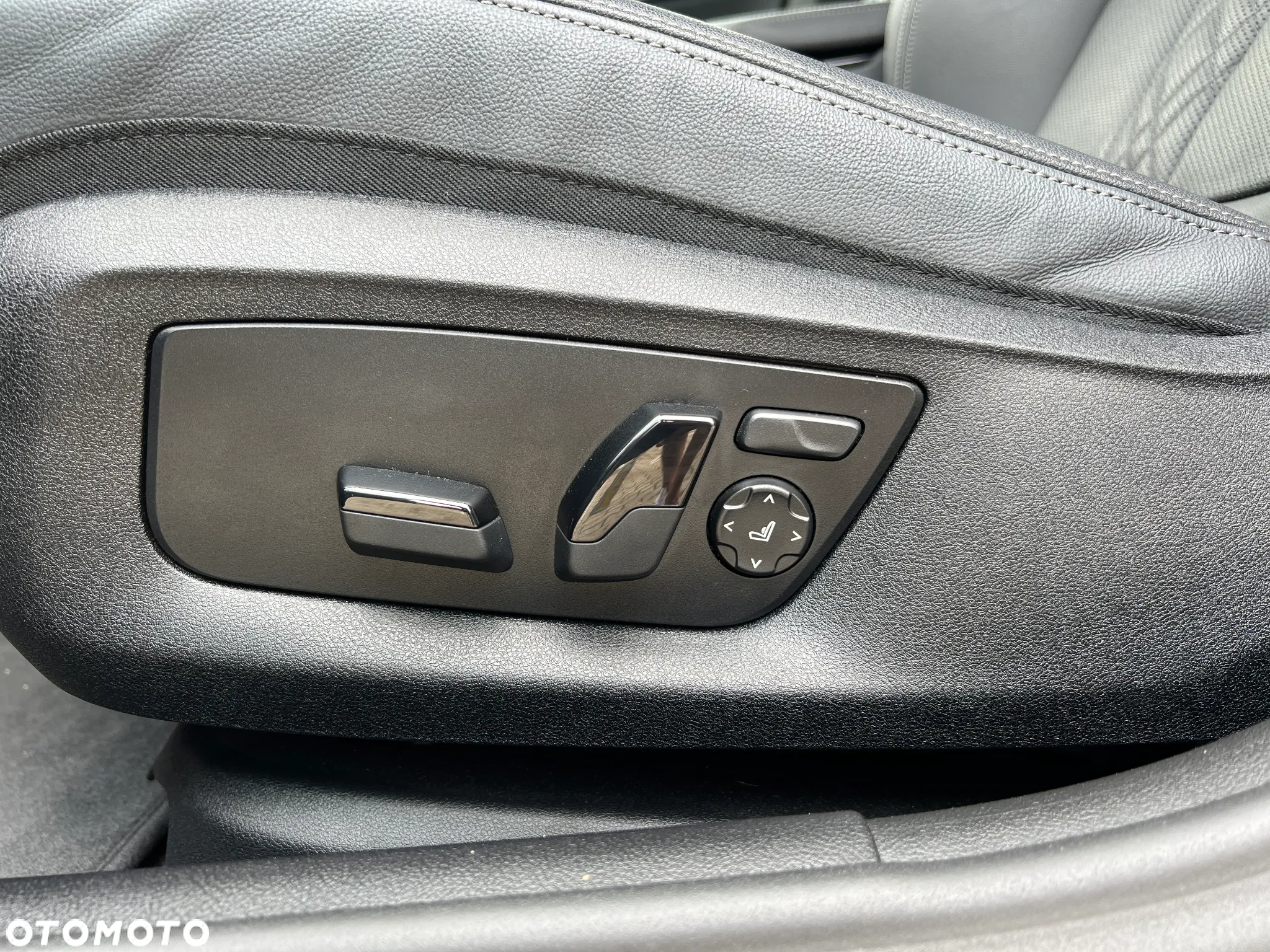 BMW Seria 5 520d M Sport Edition - 17