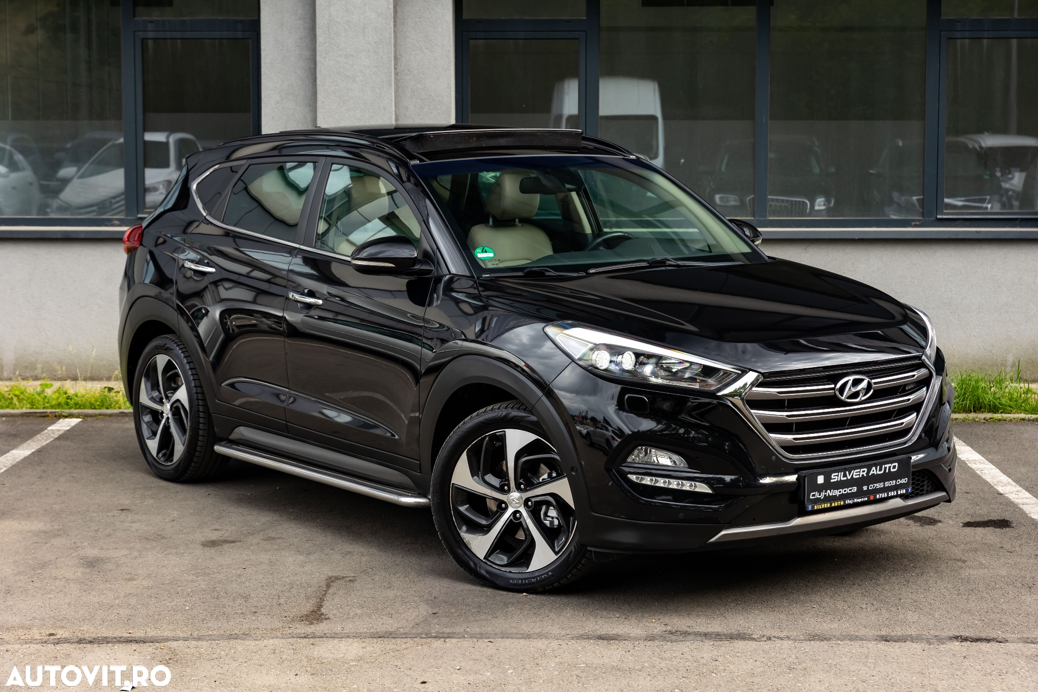 Hyundai Tucson 2.0 CRDI 4WD 6AT Luxury Pack+ - 32
