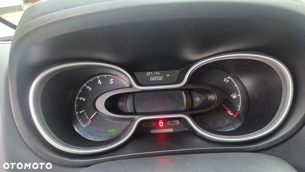 Opel Vivaro - 9