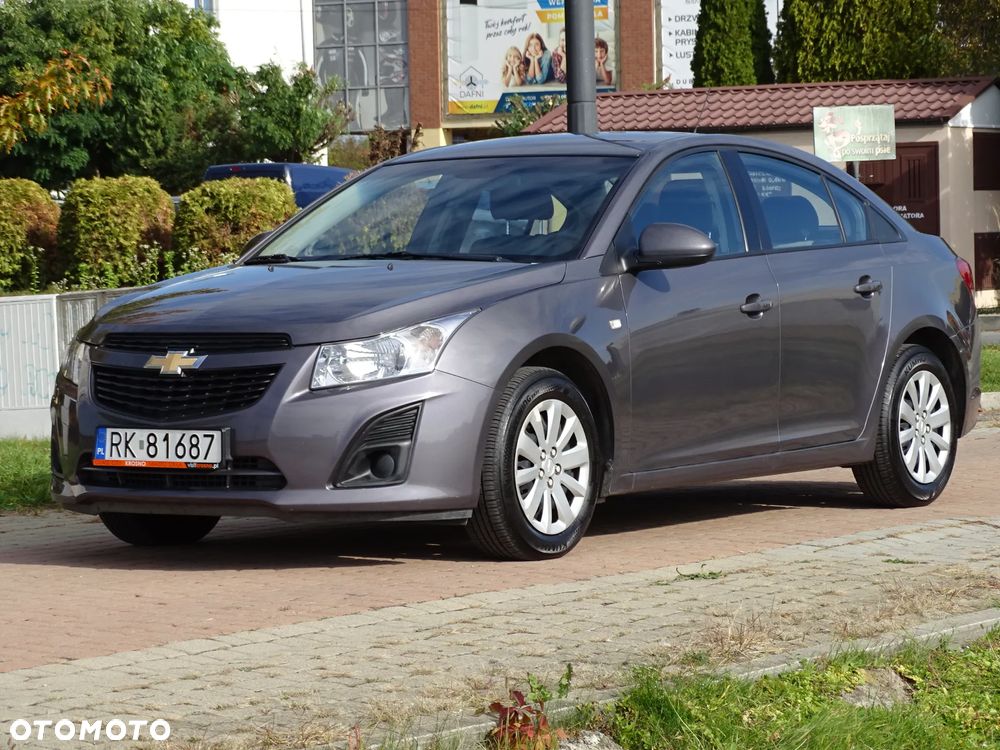 Chevrolet Cruze - 31