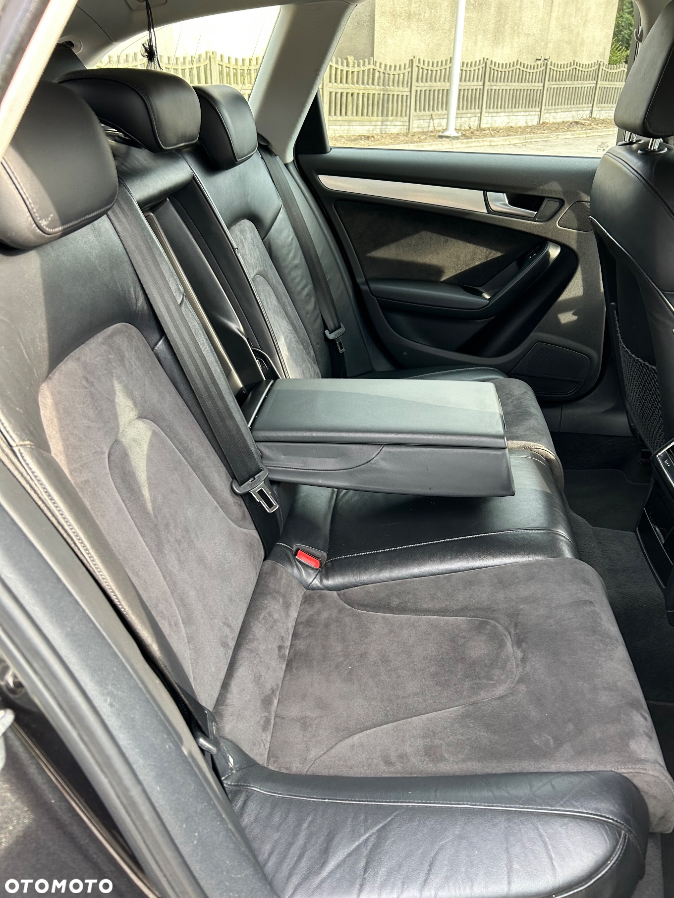 Audi A4 2.0 TDI - 9