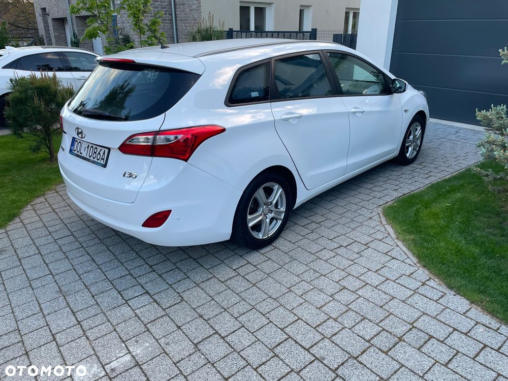 Hyundai i30 1.4 CRDi Classic + - 7