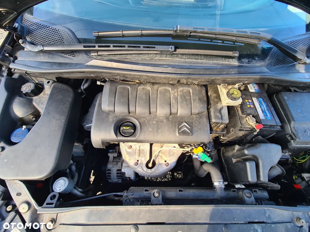 Citroën C4 1.4 16V Style - 33