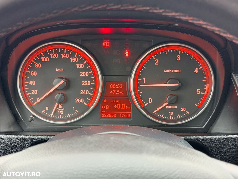 BMW X1 sDrive18d Sport Line - 30