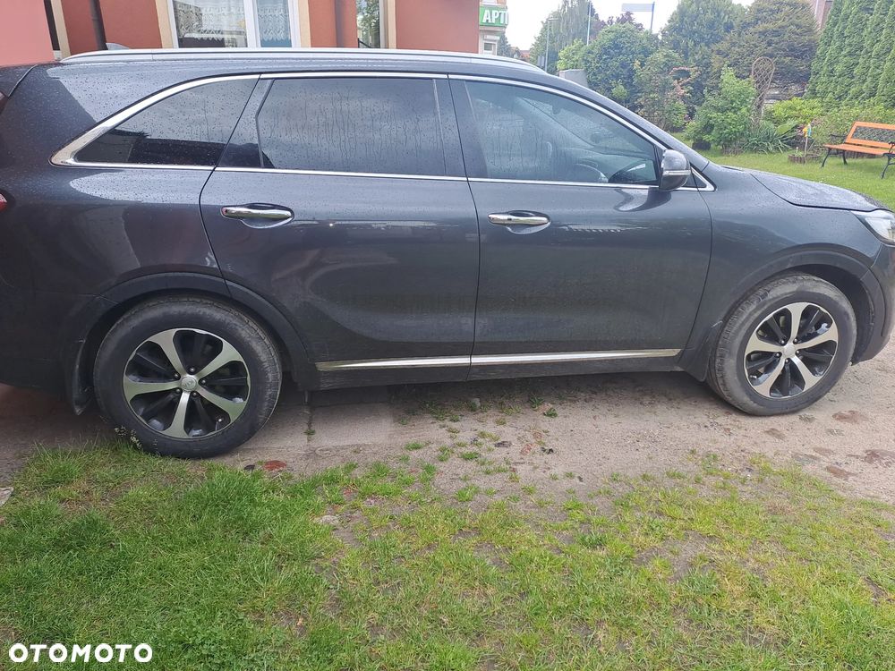 Kia Sorento - 4