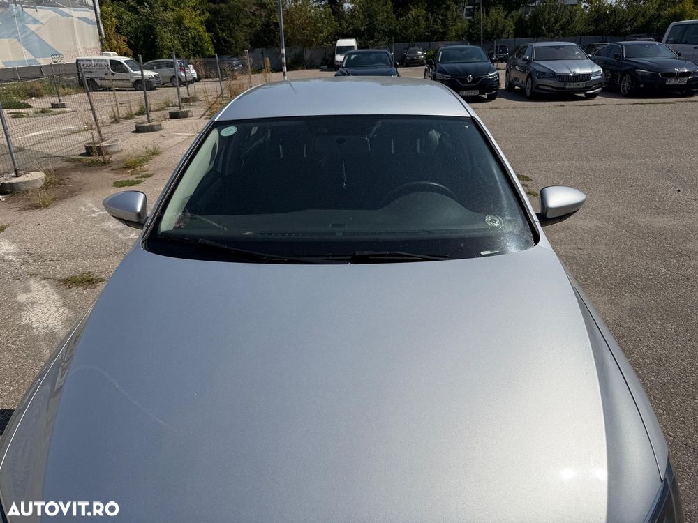 Volkswagen Jetta 1.6 TDI DPF Comfortline - 14