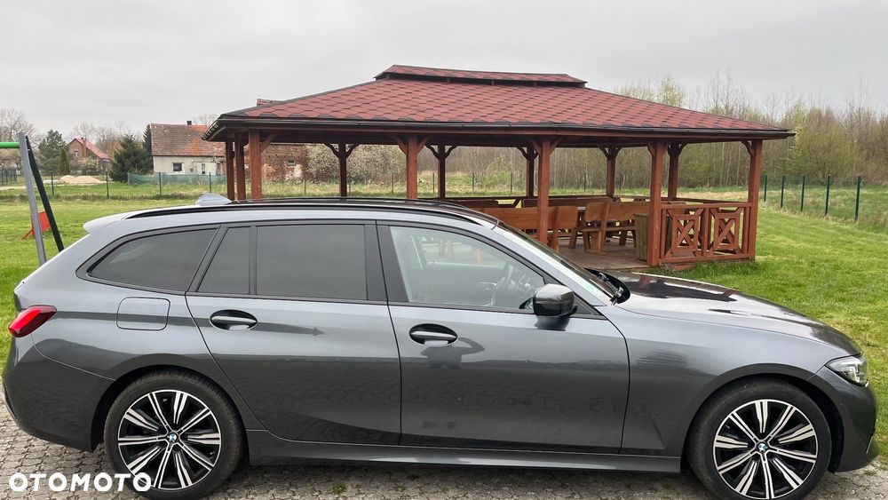 BMW Seria 3 320d Luxury Line Purity sport - 10