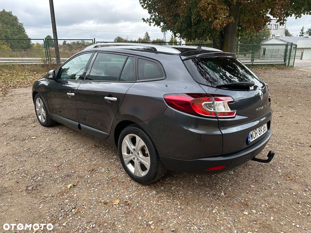 Renault Megane dCi 110 FAP EDC Dynamique - 8
