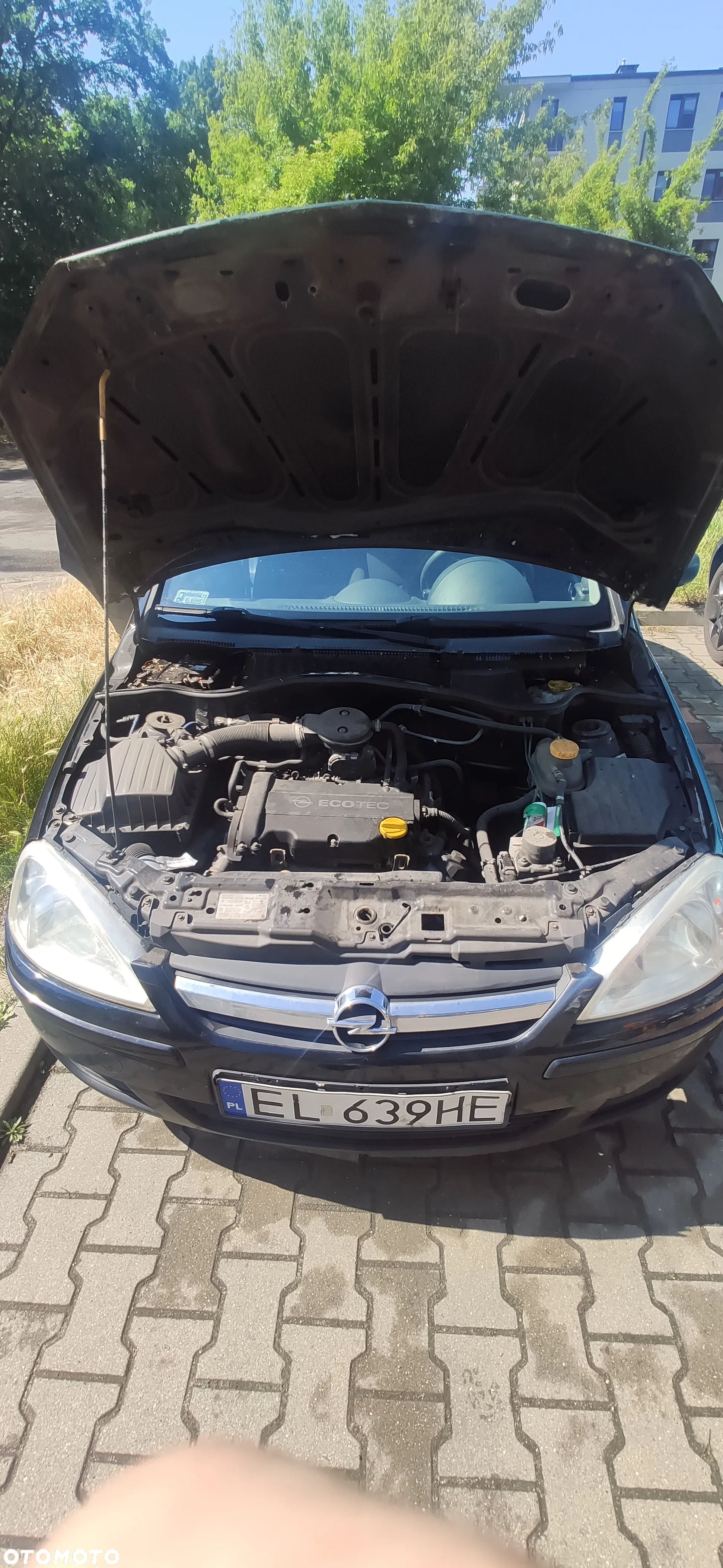 Opel Corsa 1.2 16V Cosmo - 2