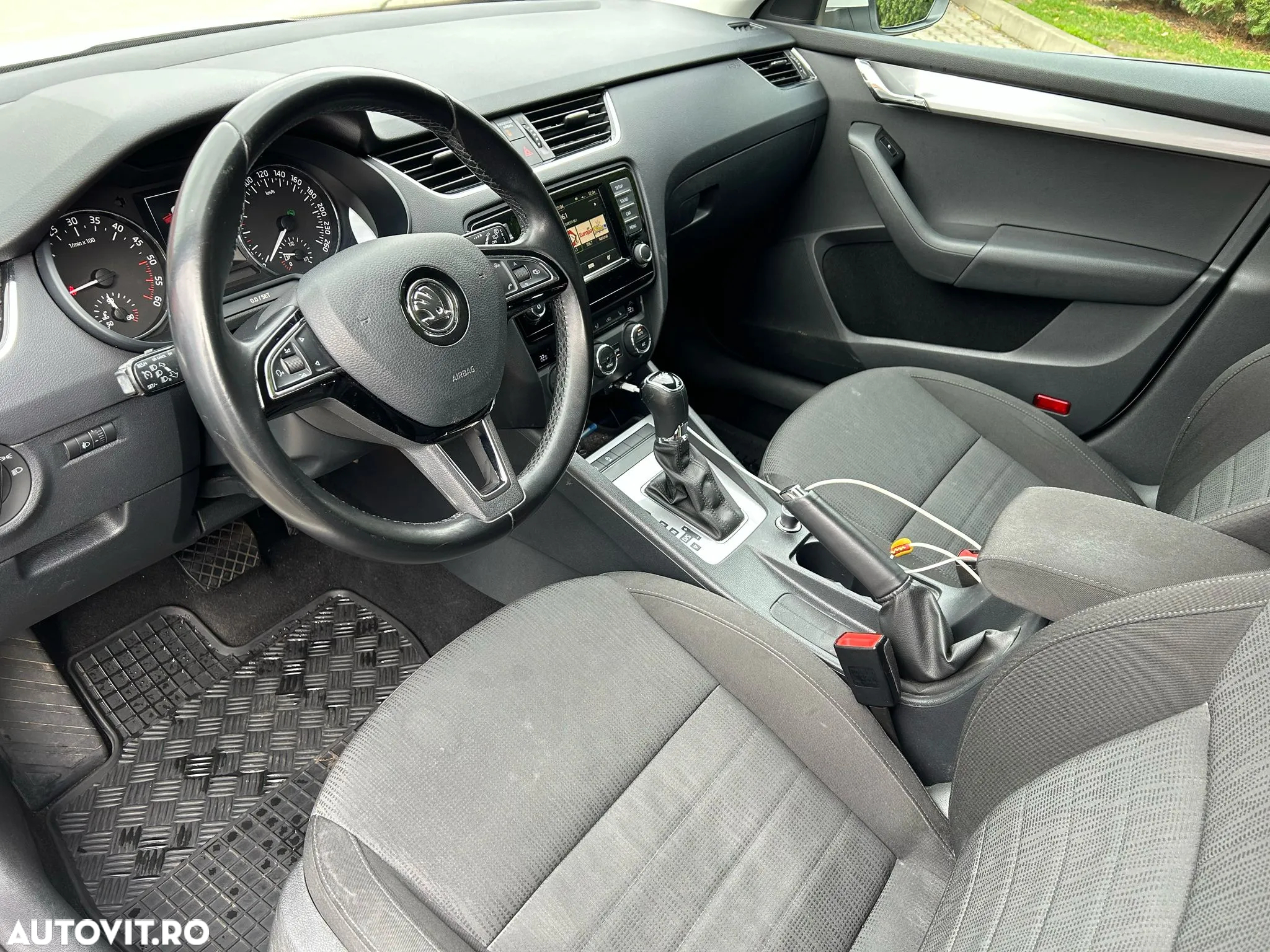 Skoda Octavia 2.0 TDI DSG Style - 9