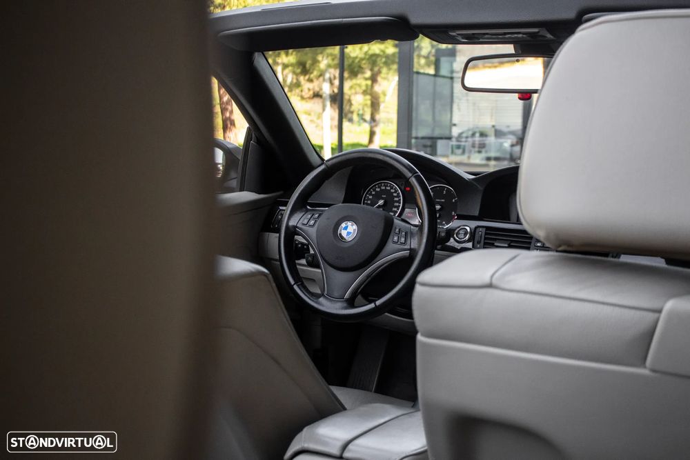 BMW 320 d Cabrio Auto - 33