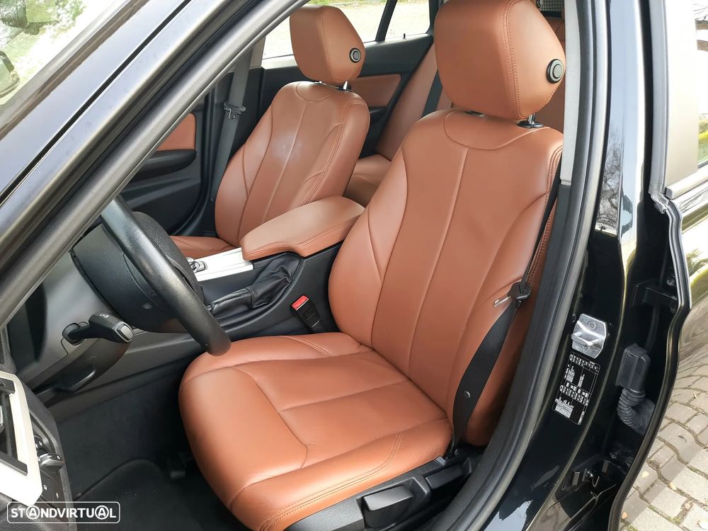 BMW 320 d Aut. Sport Line - 7