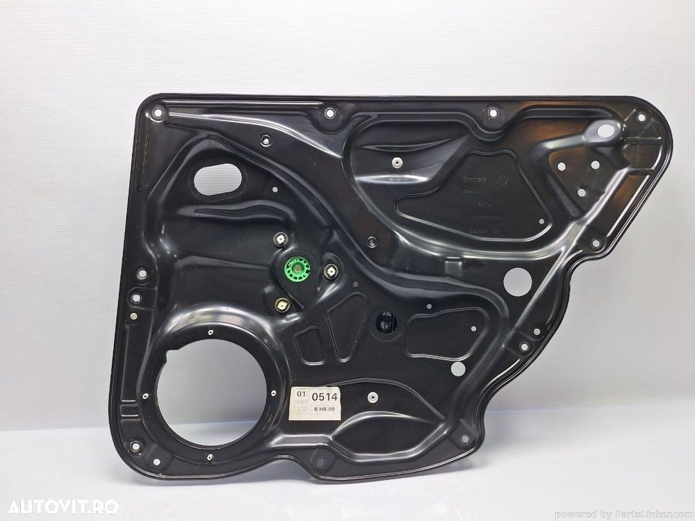 Macara geam dreapta spate VOLKSWAGEN PASSAT Variant (3C5) [ 2005 - 2011 ] TDI (CBDC) 81KW|110HP OEM 3C4839756H