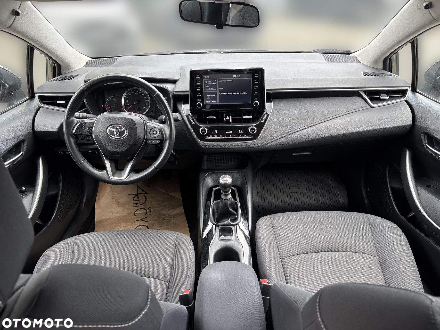 Toyota Corolla - 9