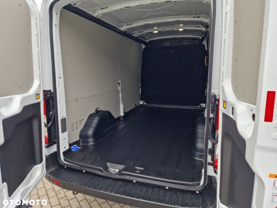 Ford Nowy Transit - 7