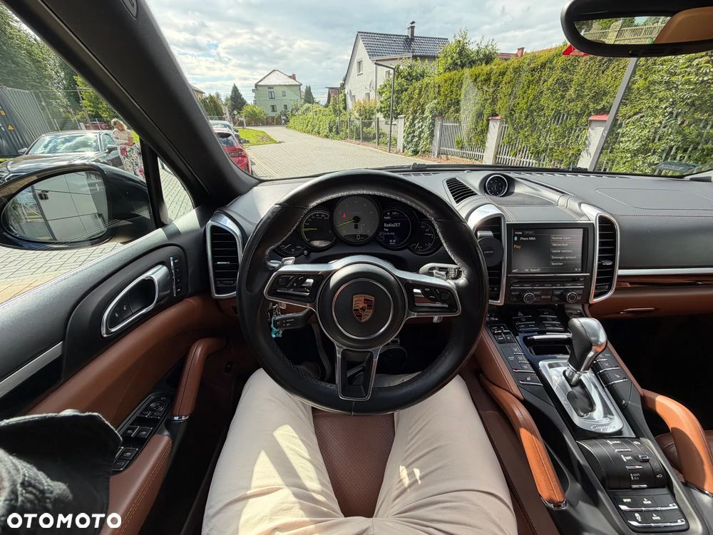 Porsche Cayenne Tiptronic S - 24