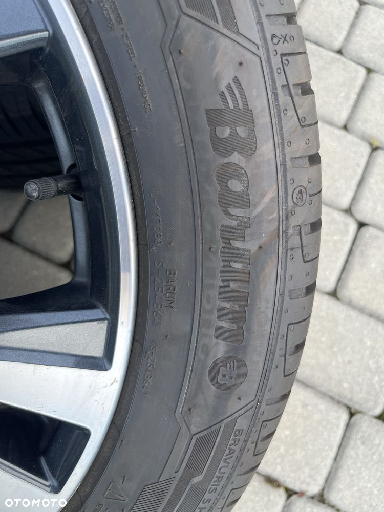 opony letnie 215/55/18 Barum Bravuris 5 z 2024 roku - 3