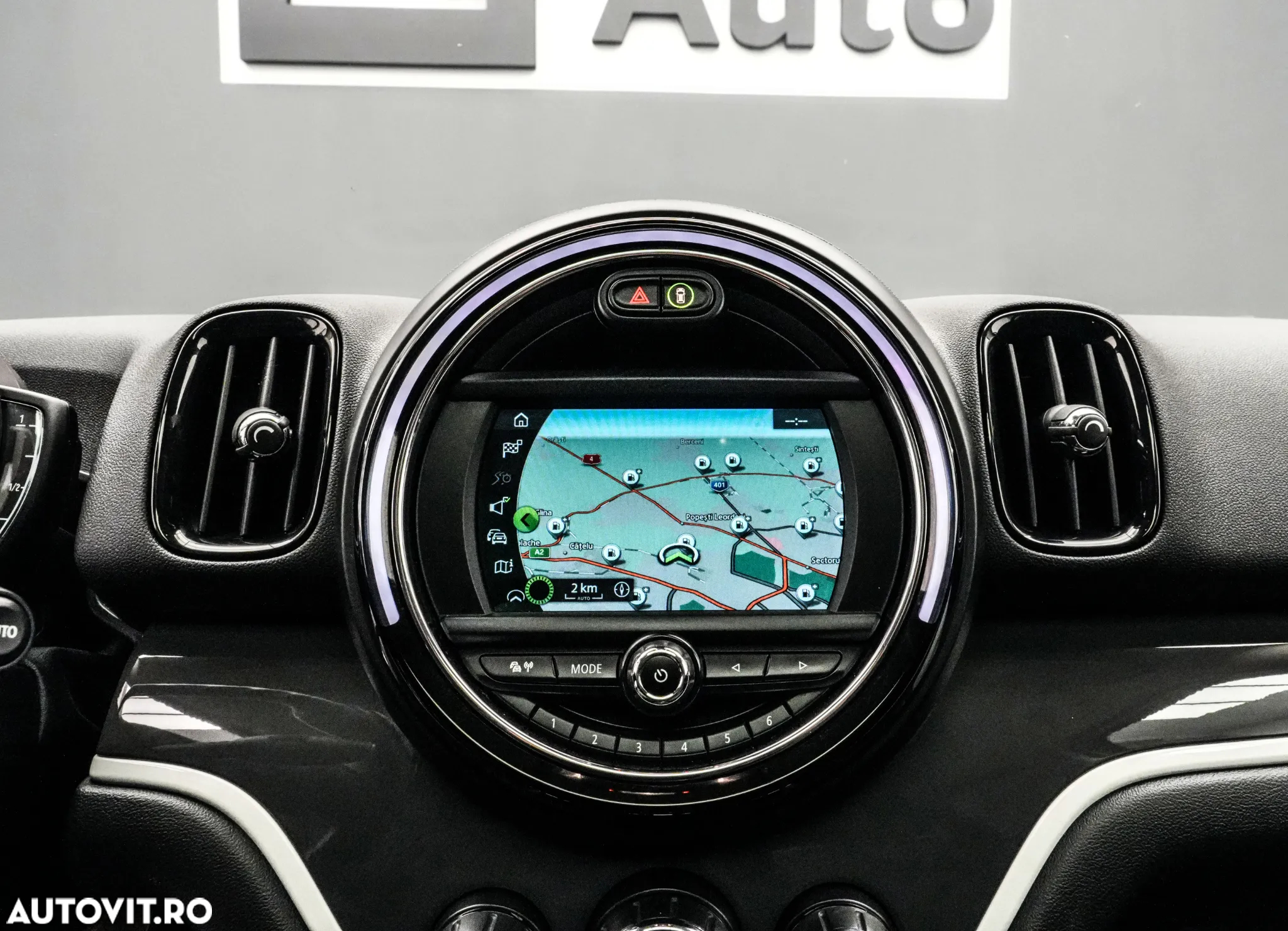 Mini Countryman Cooper S E ALL4 AT - 24