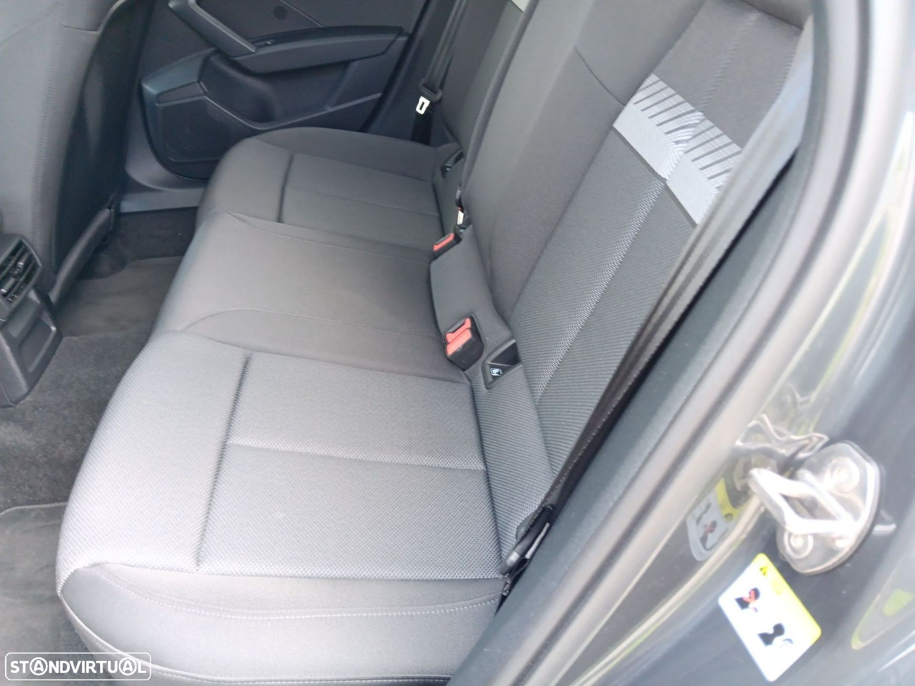 Audi A3 Sportback 30 TFSI Advanced - 12