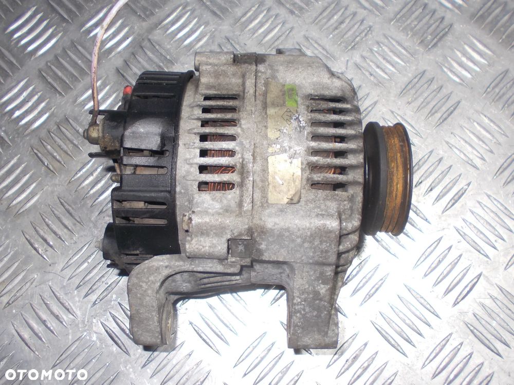 Renault Scenic I Megane I Laguna I Espace III  - alternator 1.4 1.6 1.8 1.9 DTI TD 2.0 - 2