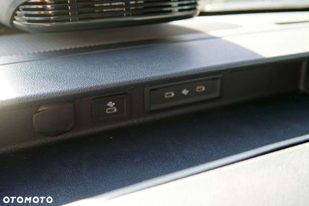 Mercedes-Benz Sprinter - 18