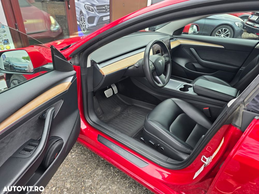 TESLA Model 3 2023 — imagine 16