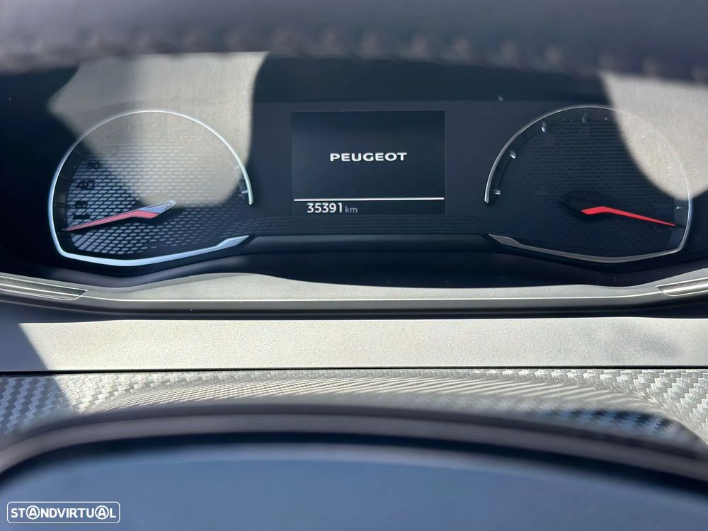 Peugeot 208 1.2 PureTech Active - 12