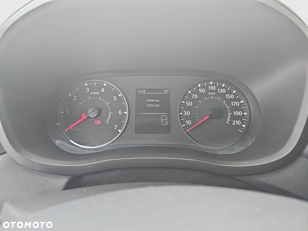 Renault Master - 18