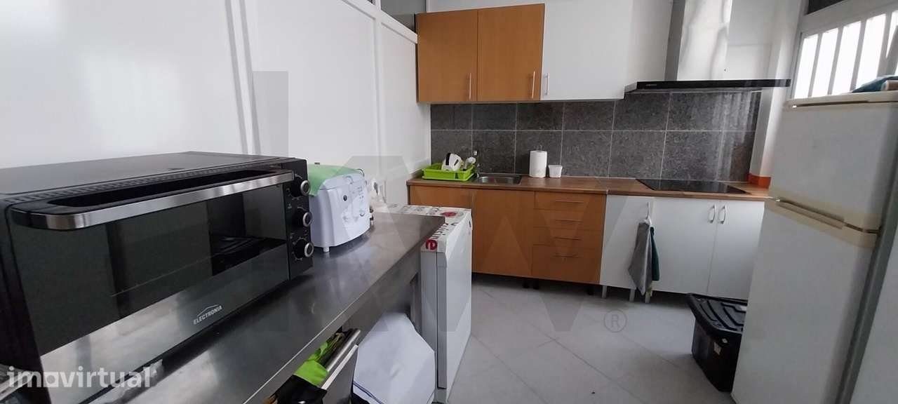 ☕️ Vende-se Café/Pastelaria em Pleno Funcionamento + Loja Adicional – - Grande imagem: 5/26