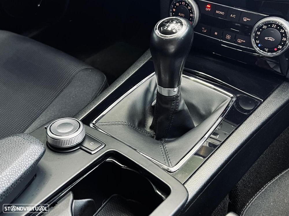 Mercedes-Benz C 220 CDi Avantgarde BlueEfficiency - 29